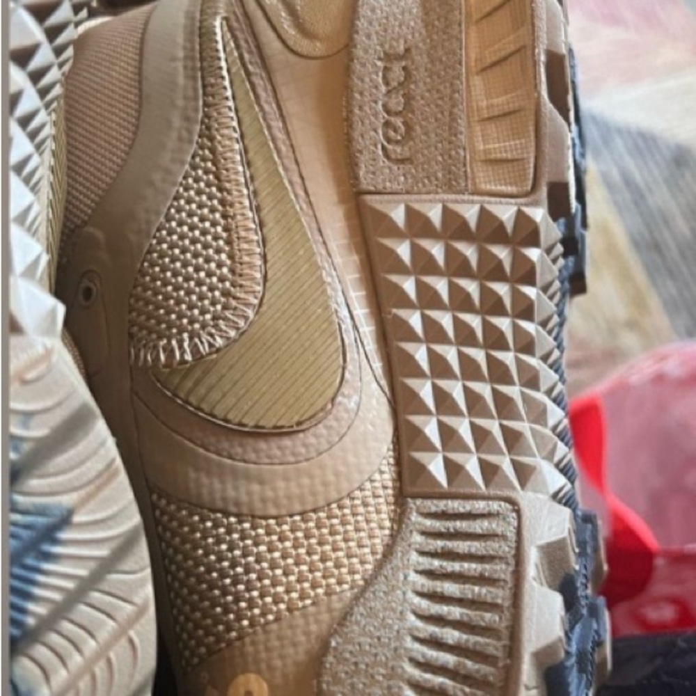 Nike React SFB Carbon
Men’s Elite Outdoor Shoes